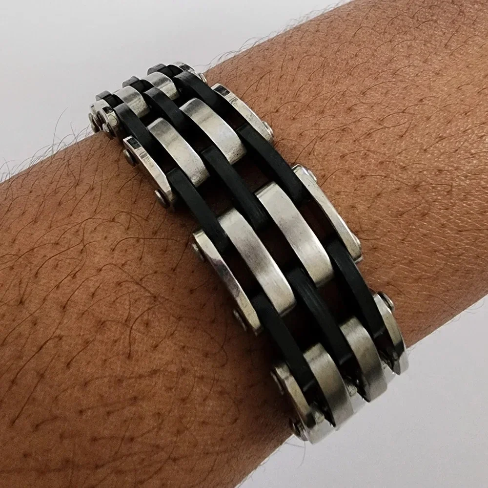 Silver& Black Metal Biker Bracelet